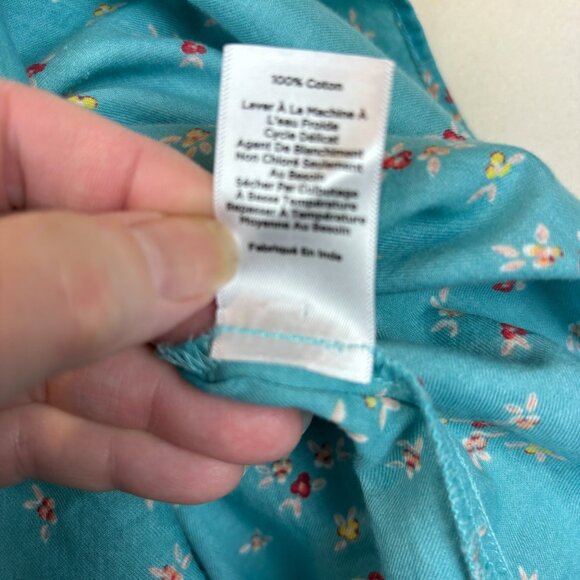 Talbots floral blouse, size Medium Petite, buttons, boho, summer, beach - Picture 9 of 9